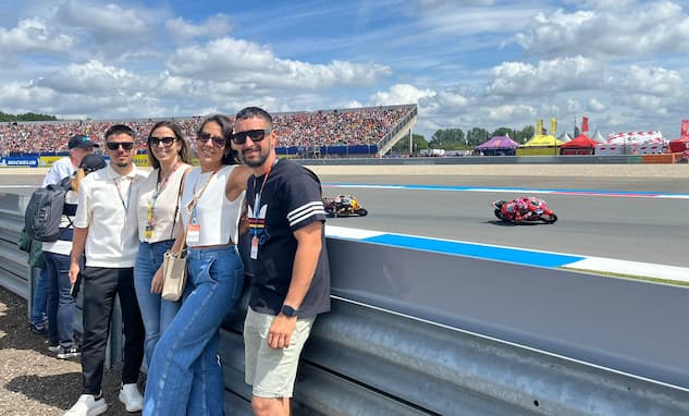 Team Snipers Paddock Experience Gold / Premium